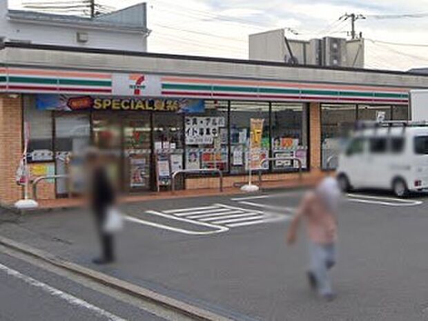 コンビニ 600m セブン-イレブン 小金井貫井南町5丁目店