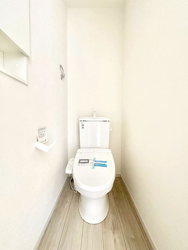 トイレは1階と2階それぞれに配置されていてとても便利です。