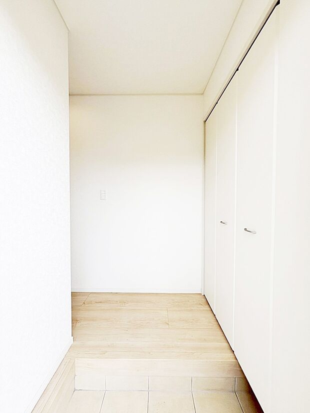 家族の帰宅やお客様をあたたかく迎える玄関