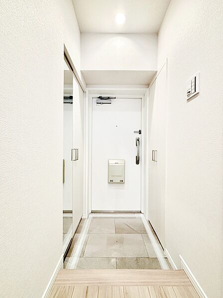 家族の帰宅やお客様をあたたかく迎える玄関