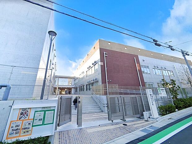 小学校 750m 中野区立鷺の杜小学校