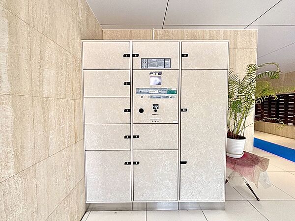宅配ＢＯＸ完備で不在の時もお荷物を受け取れます