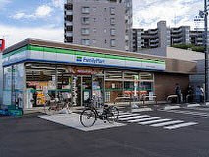 コンビニ 200m ファミリーマート 東久留米小金井街道店