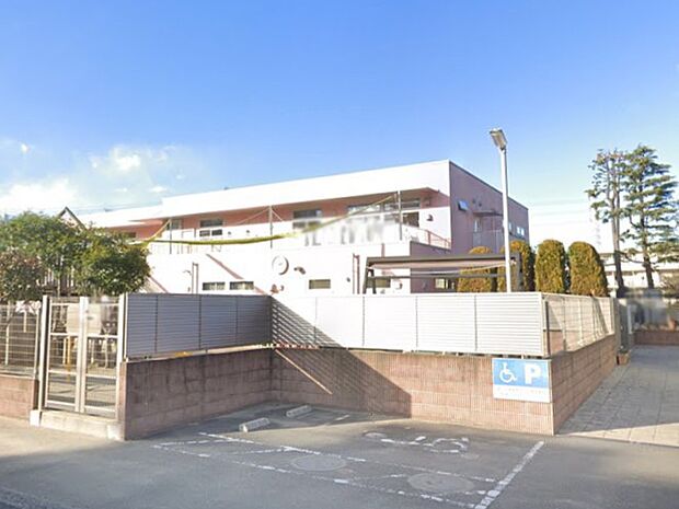 幼稚園・保育園 700m 緑ケ丘保育園