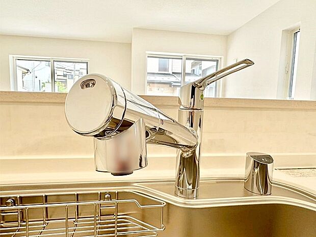 浄水器一体型のキッチンで洗い物用・料理用と切り替え簡単!
