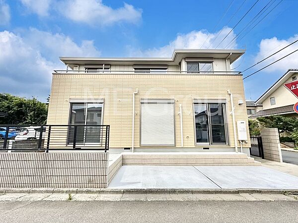 たっぷりの陽光と心地よい風が舞い込む住まい