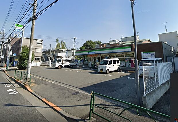 コンビニ 160m ファミリーマート 杉並清水早稲田通り店