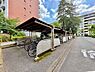 その他：駐輪場は屋根付き