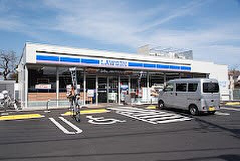 コンビニ 600m ローソン 小金井東町三丁目店