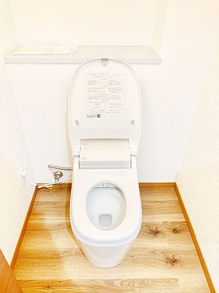 1階、2階にトイレを配置し、朝の時間もスムーズに。