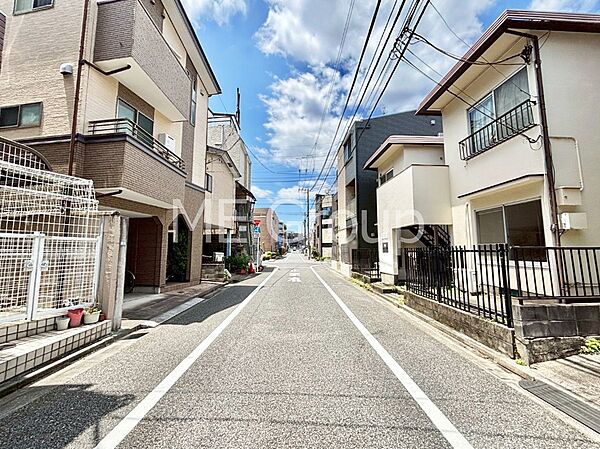 前面道路も整備されています