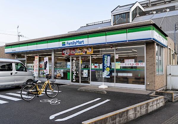 コンビニ 500m ファミリーマート 福生加美平店
