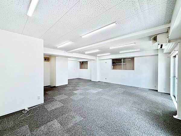 レイアウト自由自在！柱が少なく広々とした使いやすい間取り。