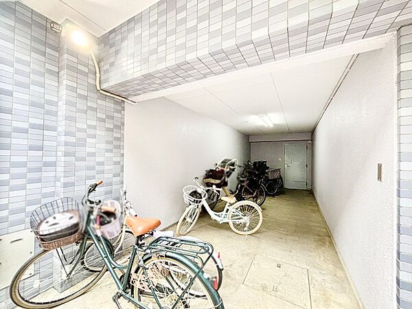 自転車置き場（空き状況は都度ご確認ください）