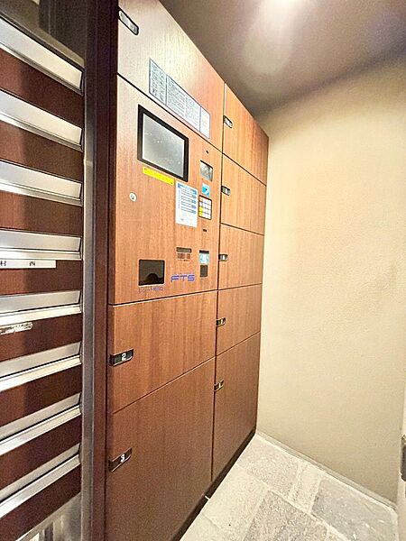 宅配ＢＯＸ完備で不在の時もお荷物を受け取れます