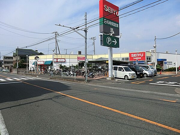 スーパー 640m 西友朝霞根岸店