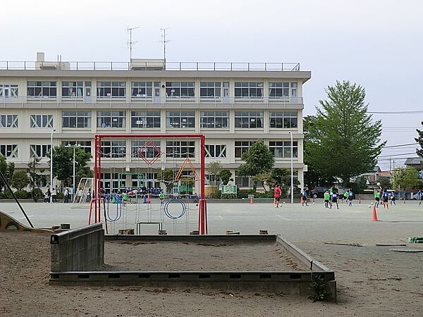 小学校 1000m 所沢市立若狭小学校
