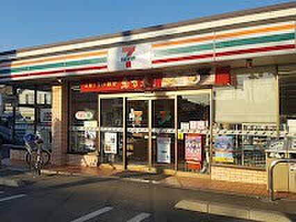 コンビニ 230m セブン-イレブン 東村山諏訪1丁目店