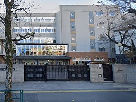 中学校 1700m 新宿区立西早稲田中学校