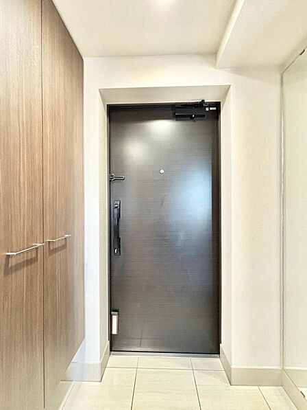 家族の帰宅やお客様をあたたかく迎える玄関