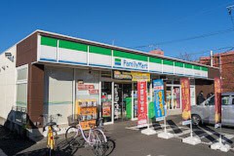 コンビニ 350m ファミリーマート 東村山多摩湖町店