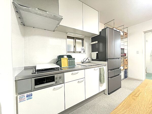 広々とした使い勝手の良いキッチンで日々のお料理も楽しくなりそう