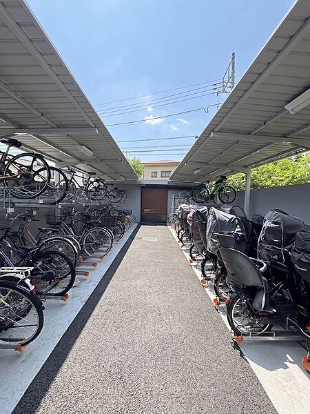 自転車置き場（空き状況は都度ご確認ください）