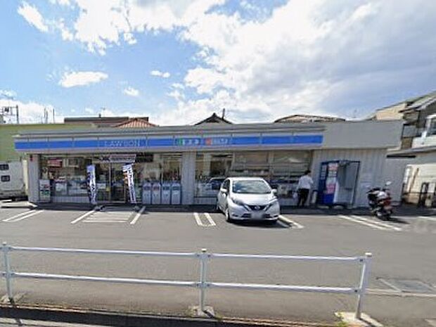 コンビニ 700m ローソン 小平学園東町店