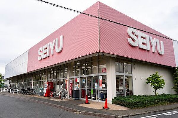 スーパー 1100m 西友三鷹牟礼店