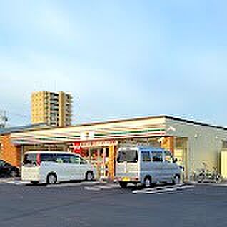 コンビニ 200m セブン-イレブン 所沢小手指町1丁目店