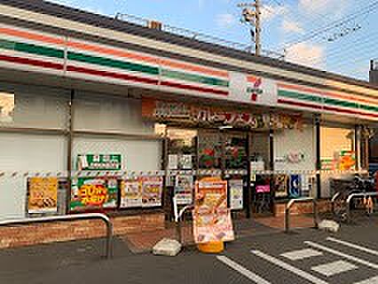 コンビニ 100m セブン-イレブン 西東京柳沢2丁目店