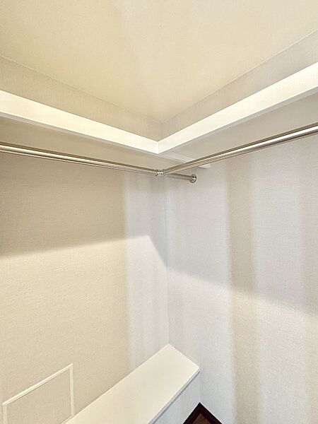 ウォークインクローゼットのある住まいでスッキリ快適な生活を