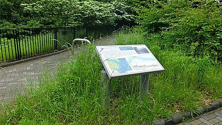 公園 500m 外濠公園