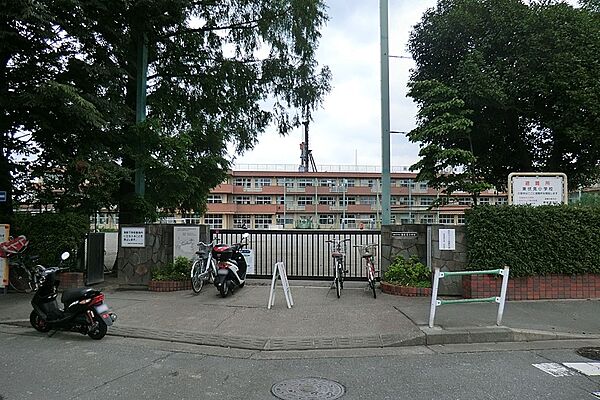 小学校 1000m 西東京市立東伏見小学校