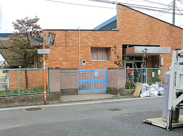 幼稚園・保育園 400m 安松保育園