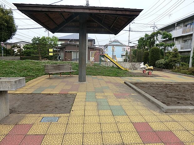 公園 300m 学園東町公園