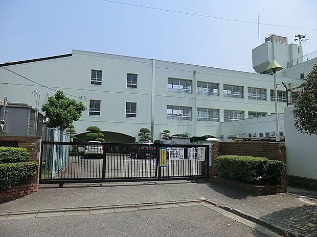 中学校 1120m 小金井市立南中学校
