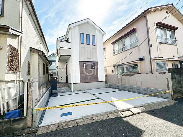 溢れる陽光でご家族の笑顔も輝く