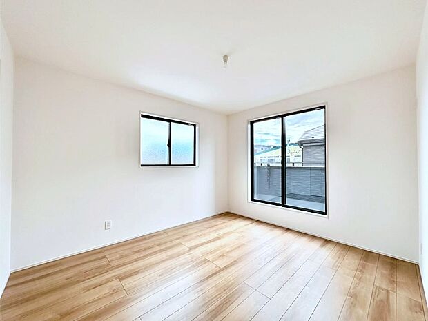 2面採光を確保した明るい空間。家族みんなが快適な暮らしを実現する設計です。