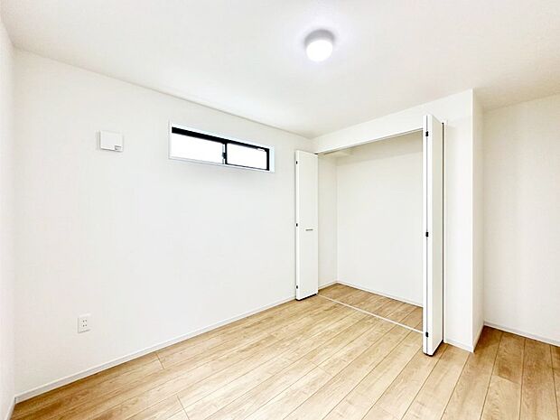 爽やかな日差しがお部屋全体を優しく包み込んでくれます