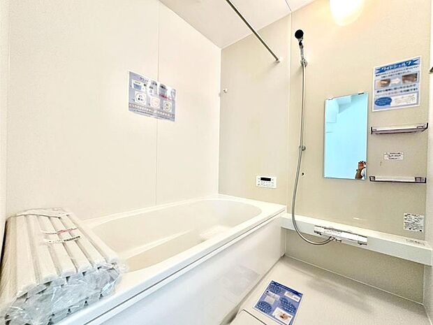 落ち着いた雰囲気でゆっくりお寛ぎいただけるバスルーム