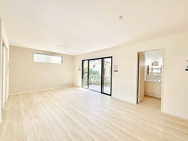 どこにいても家族のつながりを感じられるコミュニケーションリビング。