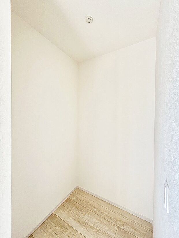 ウォークインクローゼットのある住まいでスッキリ快適な生活を