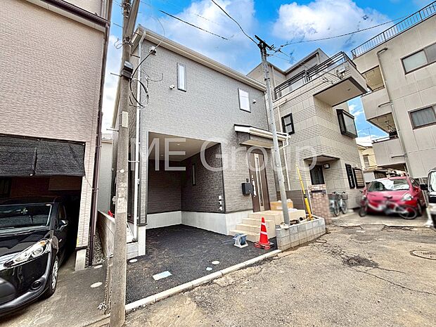 暮らしやすさと居心地の良さにこだわったシンプルで飽きのこないデザイン !