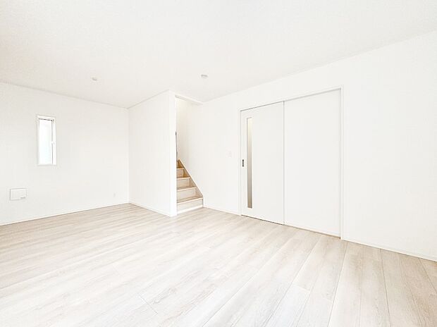 ご家族が自然と集まり、賑やかな笑い声で包まれる憩いの空間になりそうですね！