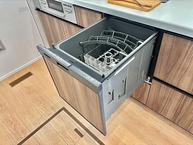 面倒なお片づけは食洗機にお任せ!家事の負担が減って、時間にも気持ちにもゆとりができます。