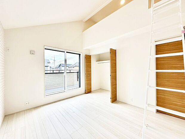 収納が充実しているので居住スペースを広々使えます