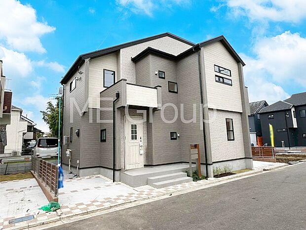 溢れる陽光でご家族の笑顔も輝く