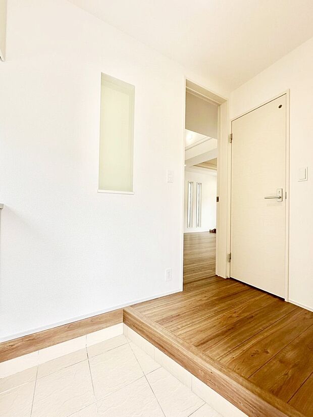 家族の帰宅やお客様をあたたかく迎える玄関