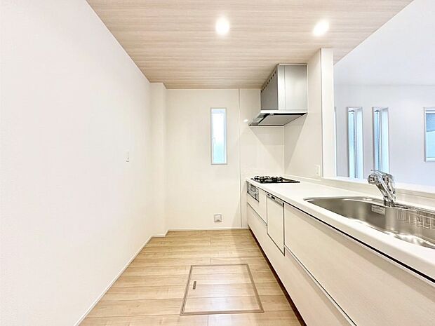 ゆとりあるキッチンではご家族と楽しくお料理ができます。